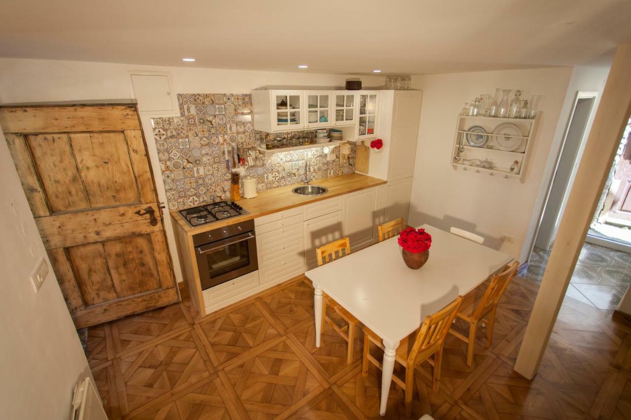Apartamento Barbarossa House With Parking Cres Exterior foto