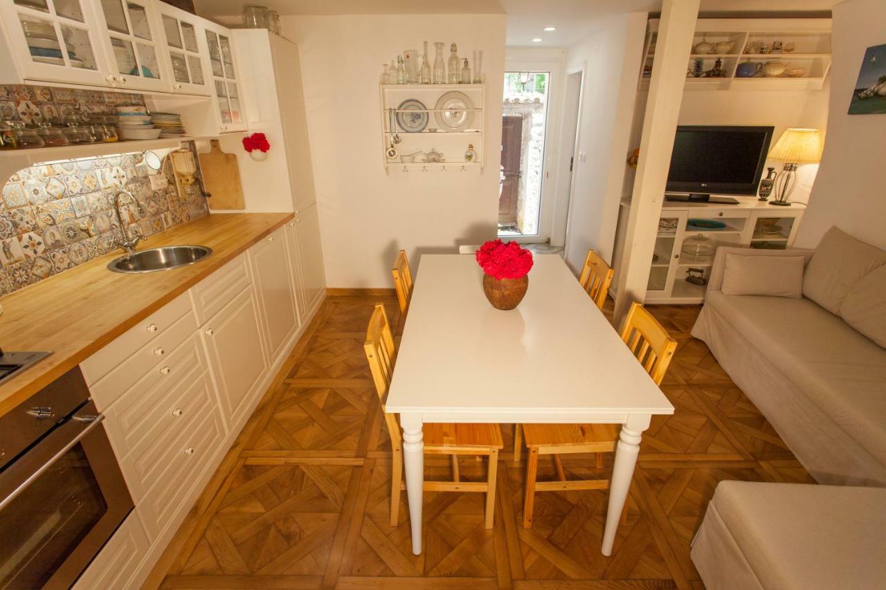 Apartamento Barbarossa House With Parking Cres Exterior foto