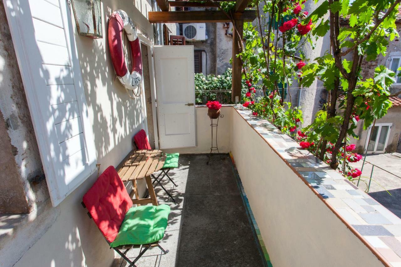 Apartamento Barbarossa House With Parking Cres Exterior foto