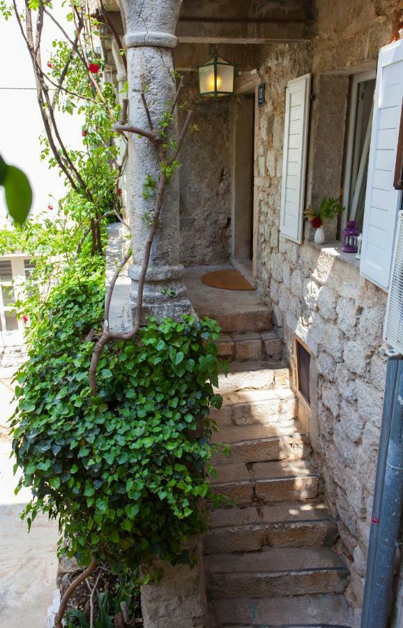 Apartamento Barbarossa House With Parking Cres Exterior foto