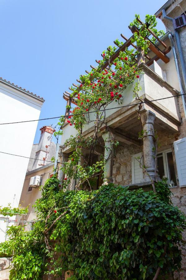 Apartamento Barbarossa House With Parking Cres Exterior foto